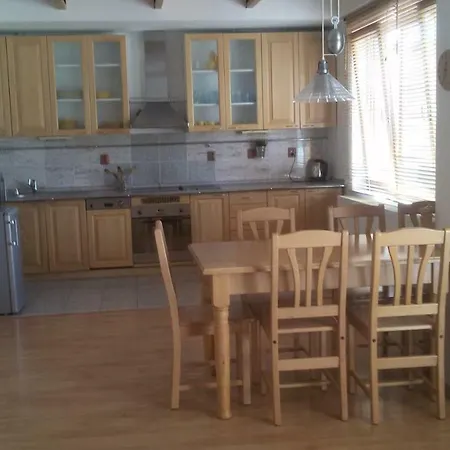 Kotvrdovice Nyaraló *